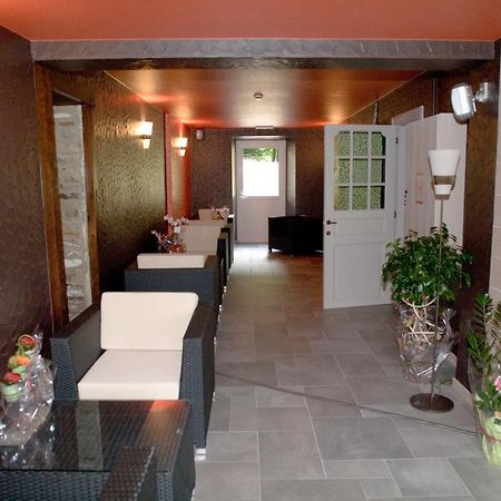 Auberge De Lavacherie Sainte-Ode Екстериор снимка