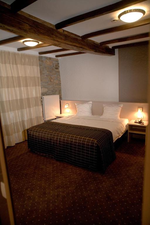 Auberge De Lavacherie Sainte-Ode Стая снимка